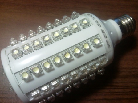 Wat is beter: gloeilamp, halogeen, energiebesparende fluorescerende of LED-lamp